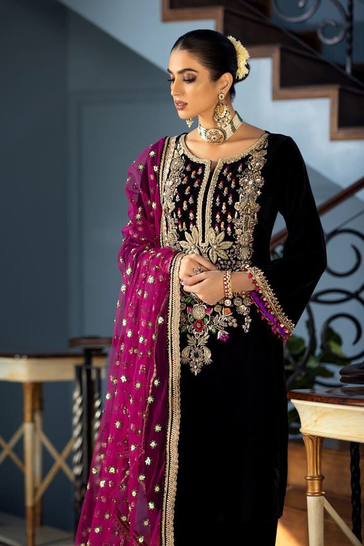 ANGAN Embroidered Hand Embellished Luxury Unstitched 3pc✓